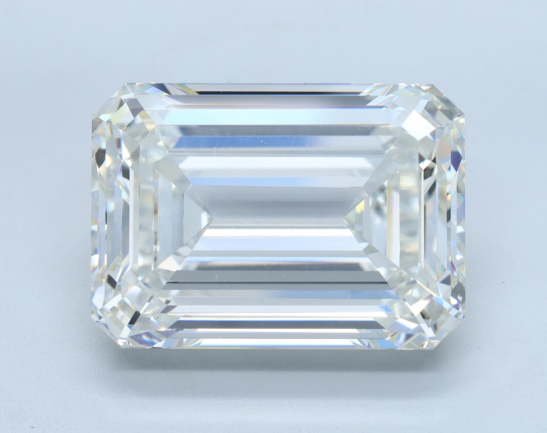 Lab grown diamond